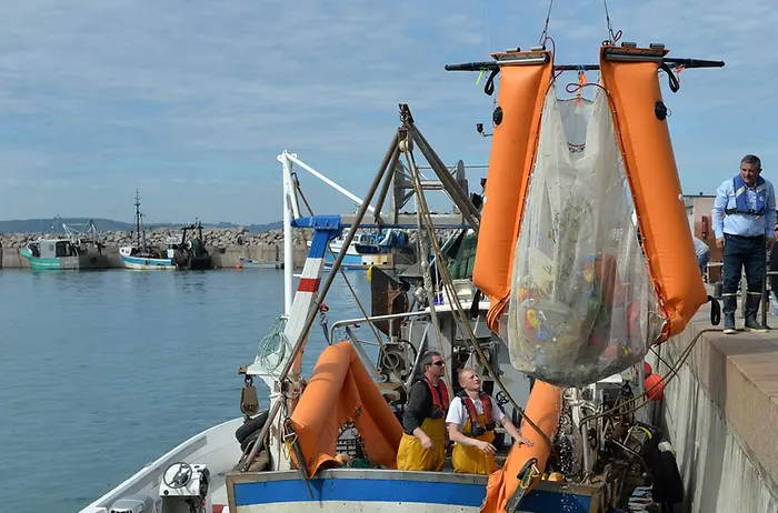 Around 8 million metric tons of plastic enters the world’s oceans and rivers every year